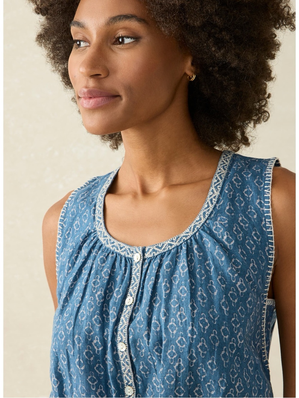 Faherty Isla blue linen denim embroidered sleeveless crop tank top size small - Picture 3 of 11